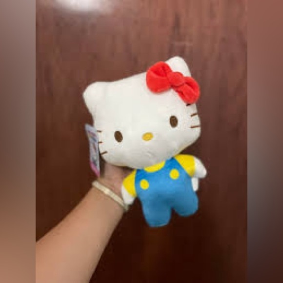 Hello kitty 8 “ plushie - Picture 2 of 3